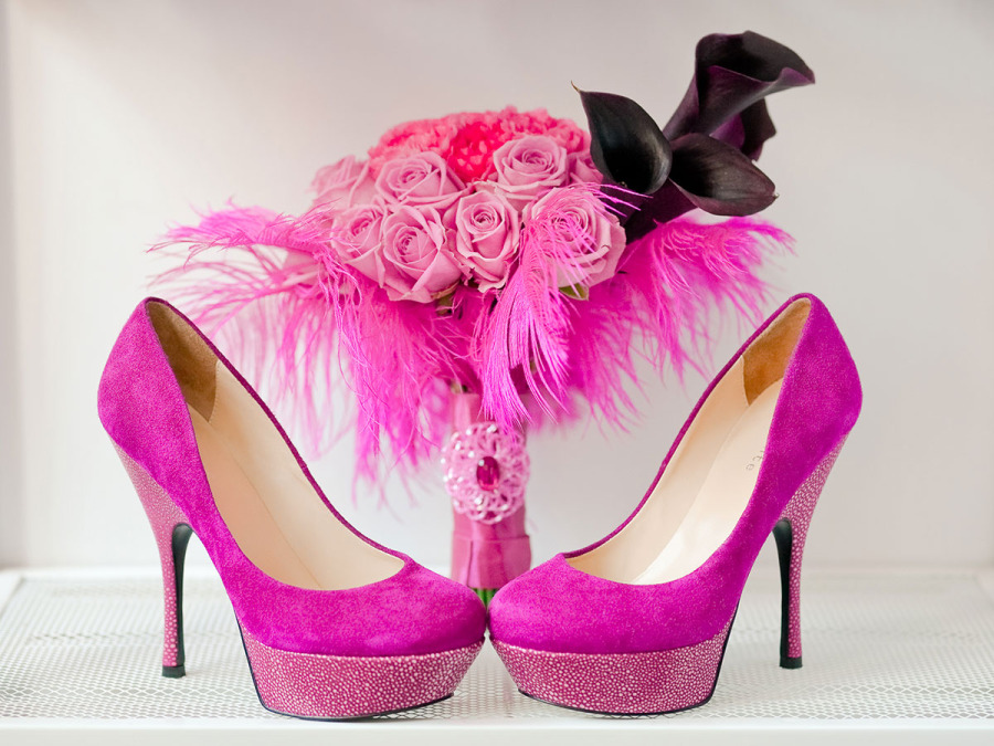 Un tocco di colore e fantasia anche per le scarpe della sposa -  Guidasposi.it